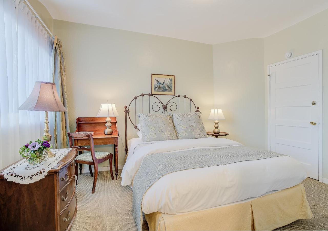 Sandpiper Inn Carmel-by-the-Sea ภายนอก รูปภาพ